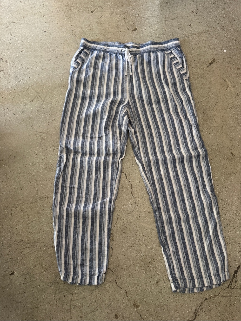Artisan Ny Blue & White Striped Cropped Drawstring Pants